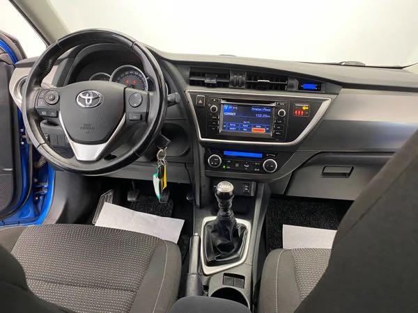 Toyota Auris 1.4 D-4D *GARANTIE 12 MOIS*CAMERA AR*AIRCO*