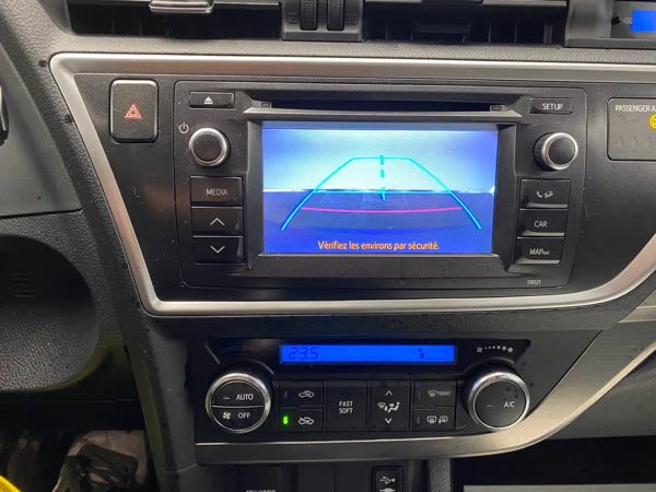 Toyota Auris 1.4 D-4D *GARANTIE 12 MOIS*CAMERA AR*AIRCO*