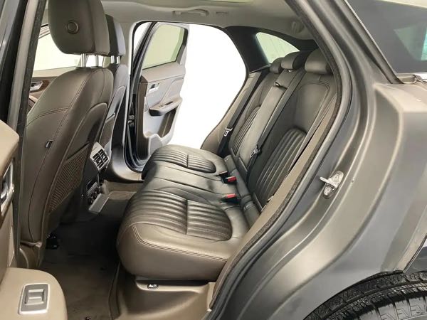 Jaguar F-pace 2.0 D AWD*TOIT OUV*GPS*1ER PROP*GARANTIE 12 MOIS*