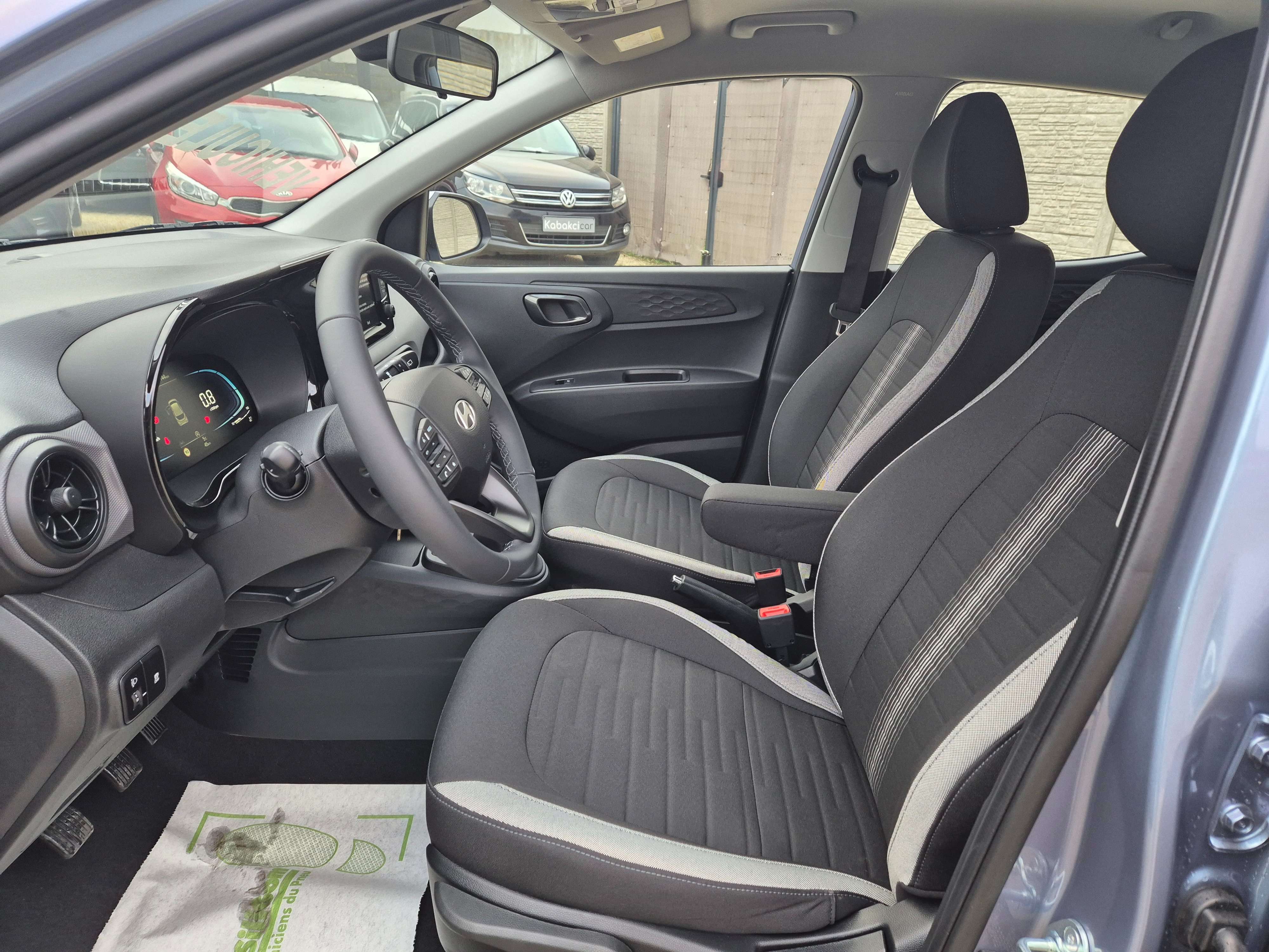Hyundai i10 1.0i confort//VEHICULE NEUF//CARPLAY//GARANTIE