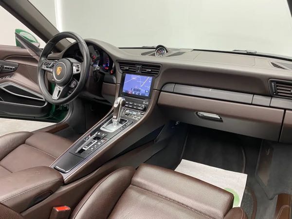 Porsche 911 TARGA 4S 3.0 Turbo PDK*6500 KM*BURMESTER*GARANTIE