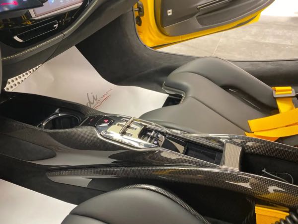 Ferrari Sf90 Stradale 4.0 V8 F1 PHEV*UNIQUE*FULL CARBON*PACK FIORANO*