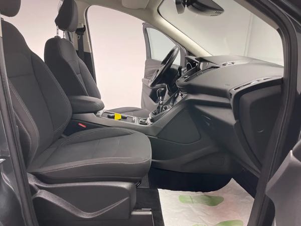 Ford Kuga 1.5TDCi*CARPLAY*CAMERA*GPS*1 PROPRIETAIRE*GARANTIE