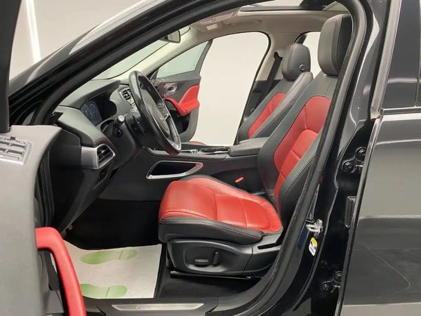 Jaguar F-pace 2.0 D R-Sport*GARANTIE 12 MOIS*TOIT OUVRANT*CAMERA
