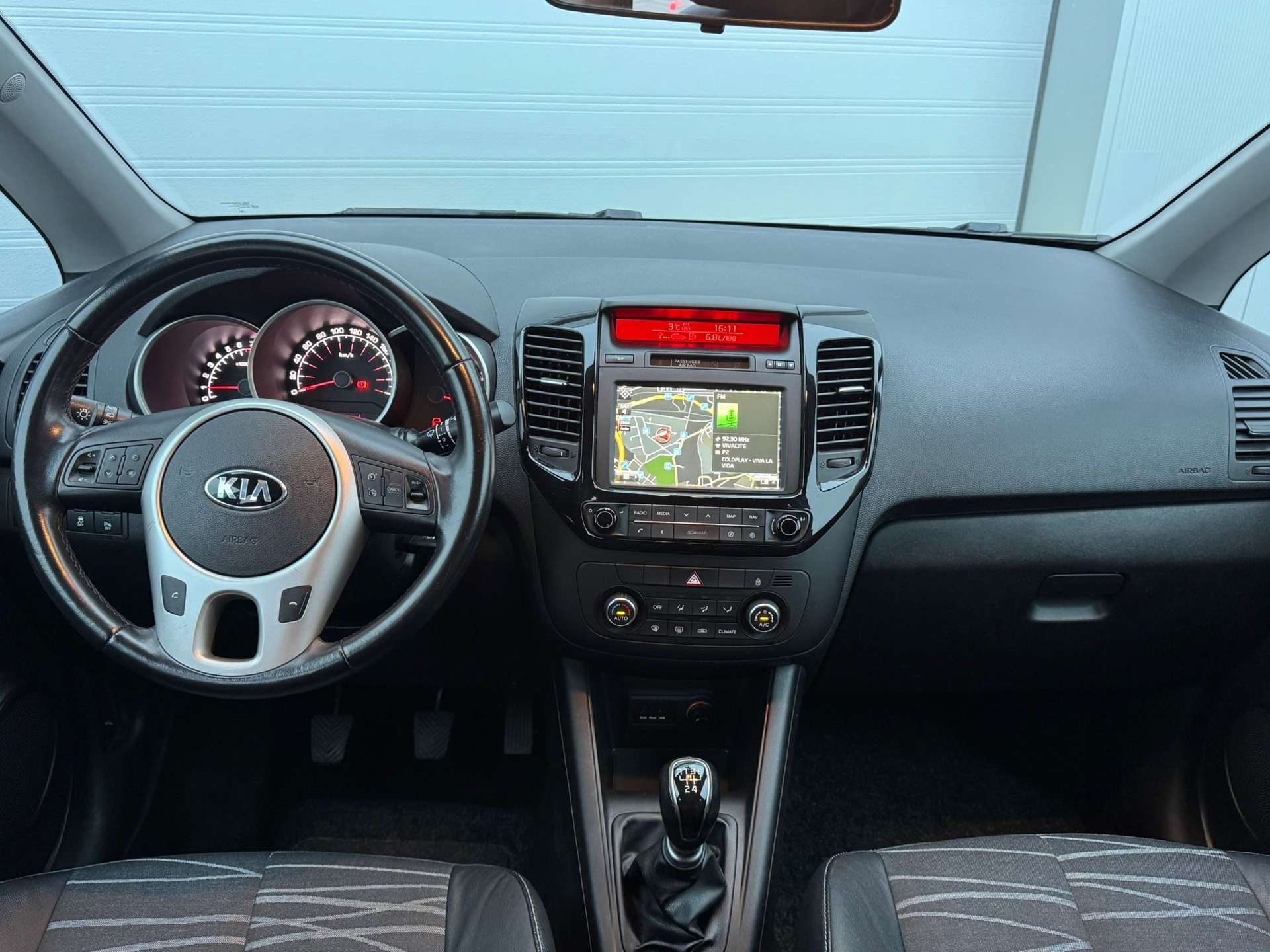 Kia Venga 1.4i Mind // GPS // CAMERA // CLIM // GARANTIE