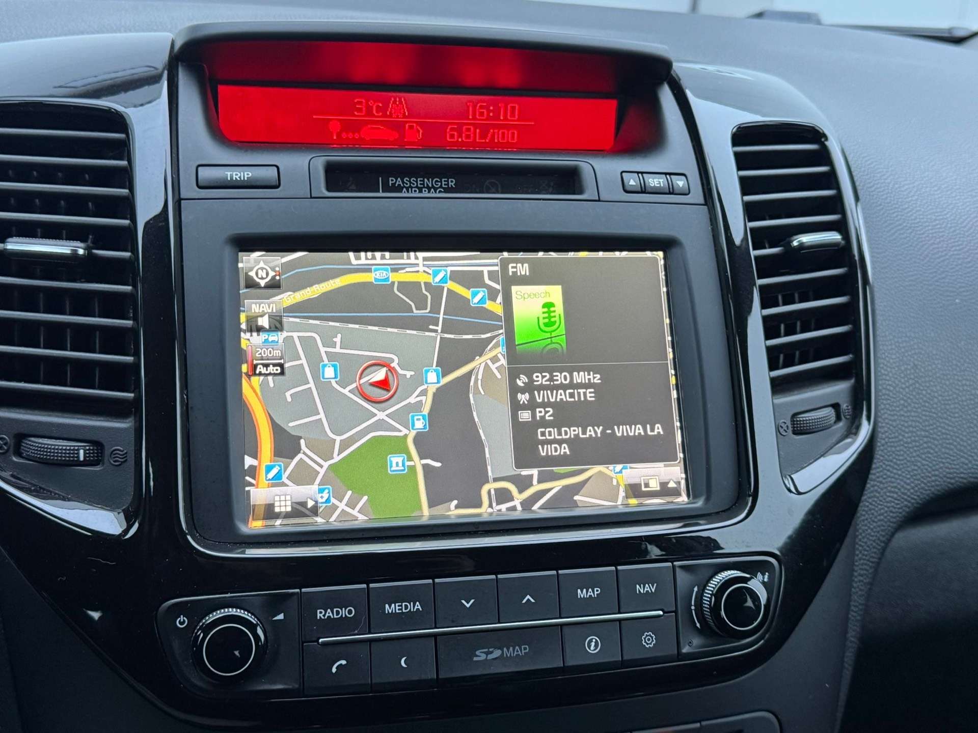 Kia Venga 1.4i Mind // GPS // CAMERA // CLIM // GARANTIE