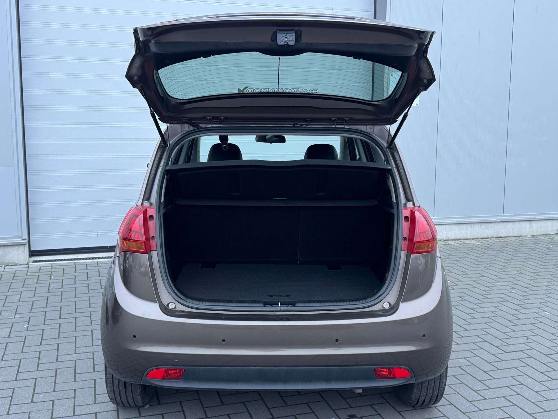 Kia Venga 1.4i Mind // GPS // CAMERA // CLIM // GARANTIE