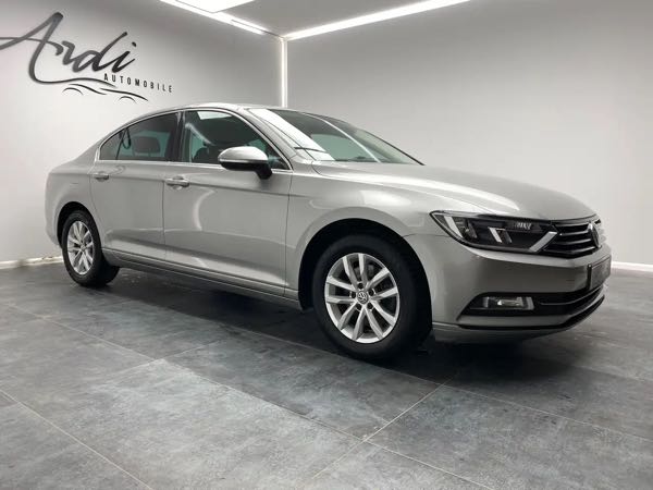 Volkswagen Passat 1.6 TDi *GARANTIE 12 MOIS*1er PROPRIETAIRE*GPS*