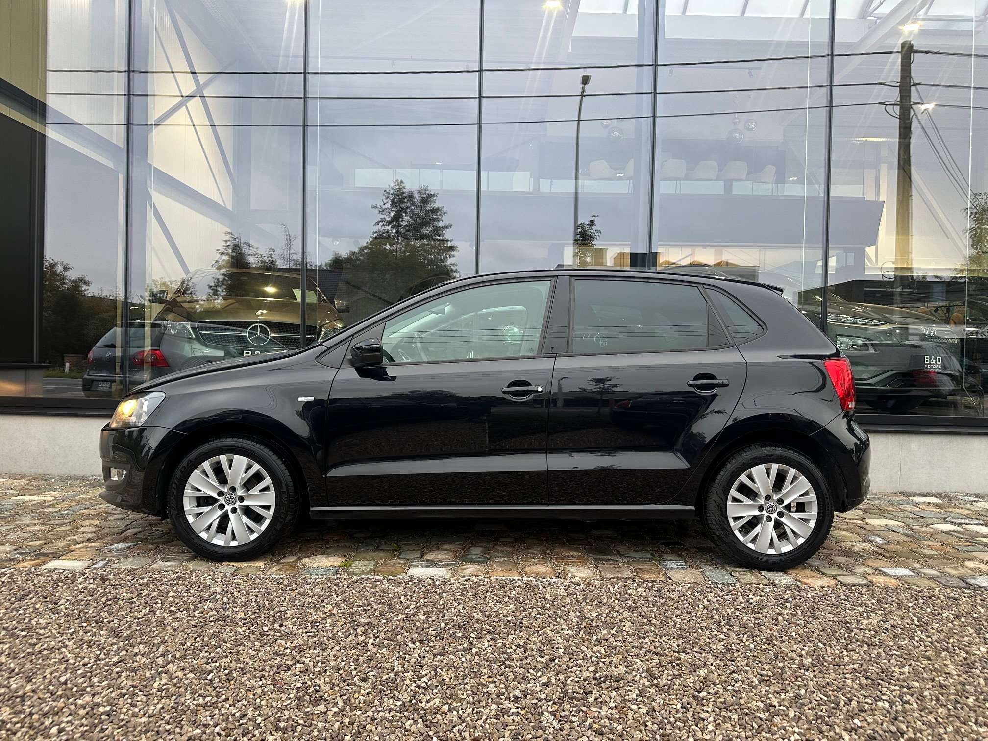 Volkswagen Polo 1.2i Life ,16"Alu / Airco/verw st. Garantie