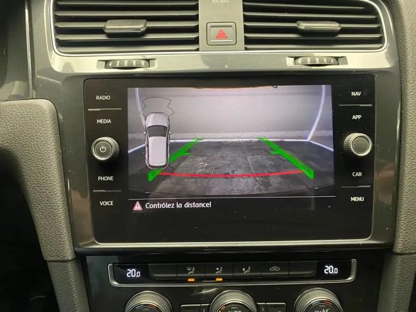 Volkswagen Golf 1.4 TSI*CARPLAY*CAMERA*1ER PROPRIETAIRE*GARANTIE*