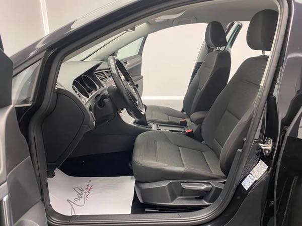 Volkswagen Golf 1.4 TSI*CARPLAY*CAMERA*1ER PROPRIETAIRE*GARANTIE*