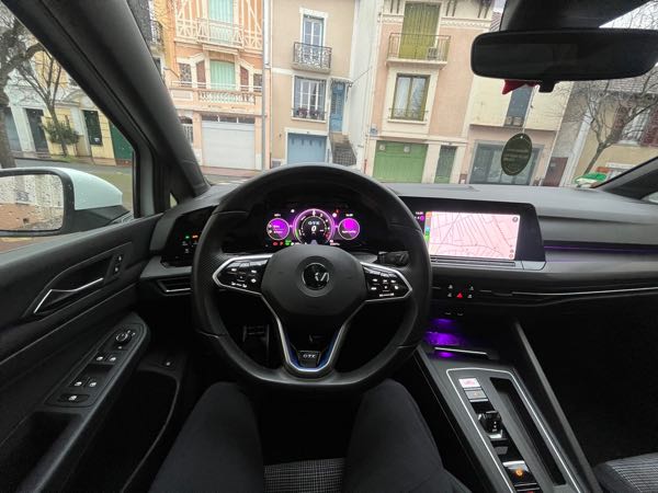 Volkswagen Golf golfe 8 GTE anne 2021 la voiture et full option