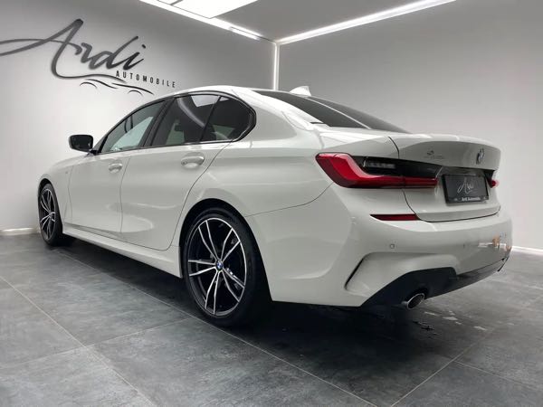 Bmw Serie 3 18 dA *GARANTIE 12 MOIS*PACK M*1er PROPRIETAIRE*