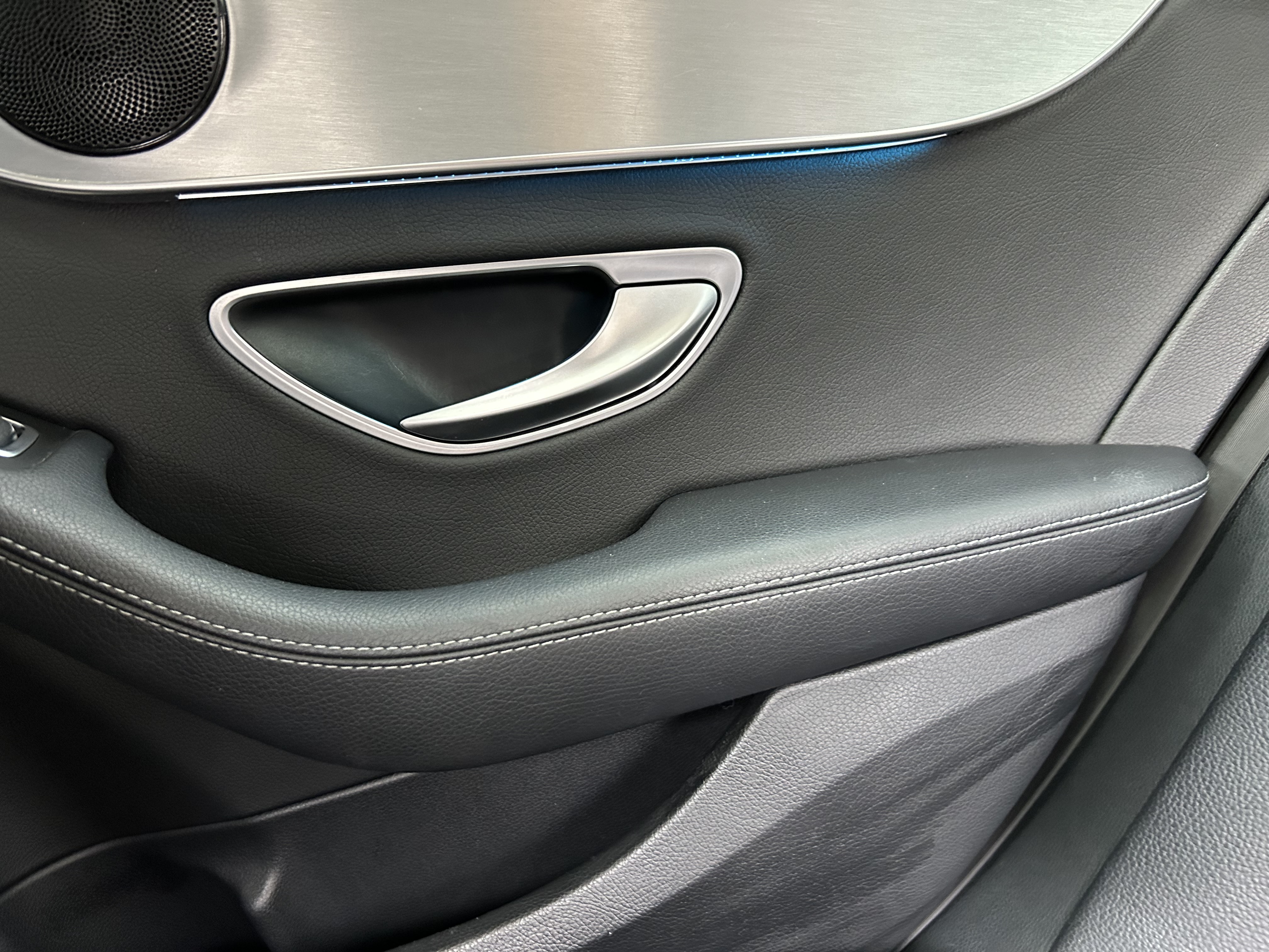 Mercedes-Benz Classe C IV (2) 180 AVANTGARDE LINE 9G-TRONIC