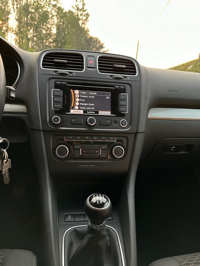 Volkswagen Golf VI 1.6 TDI 105 BLUEMOTION