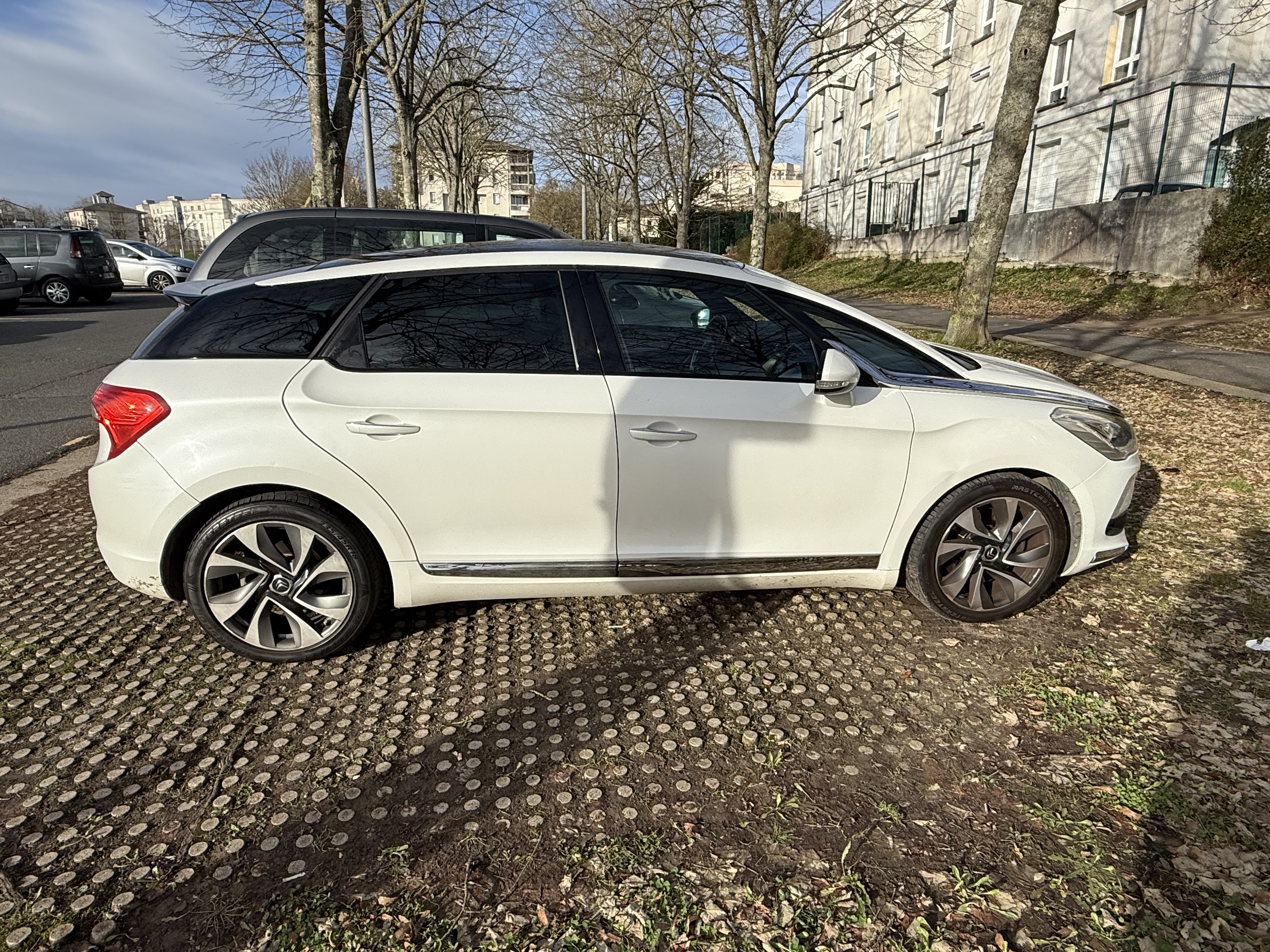 Ds 5 (2) 2.0 HDI 160 BE CHIC BV6