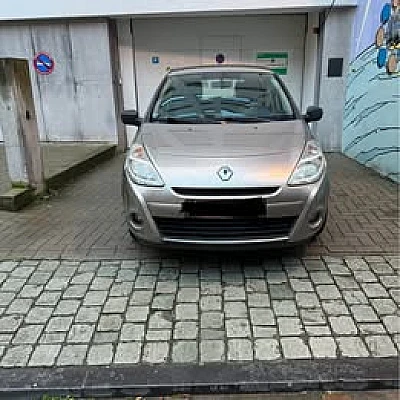 Renault Clio III (2) 1.2 75 AUTHENTIQUE 5P