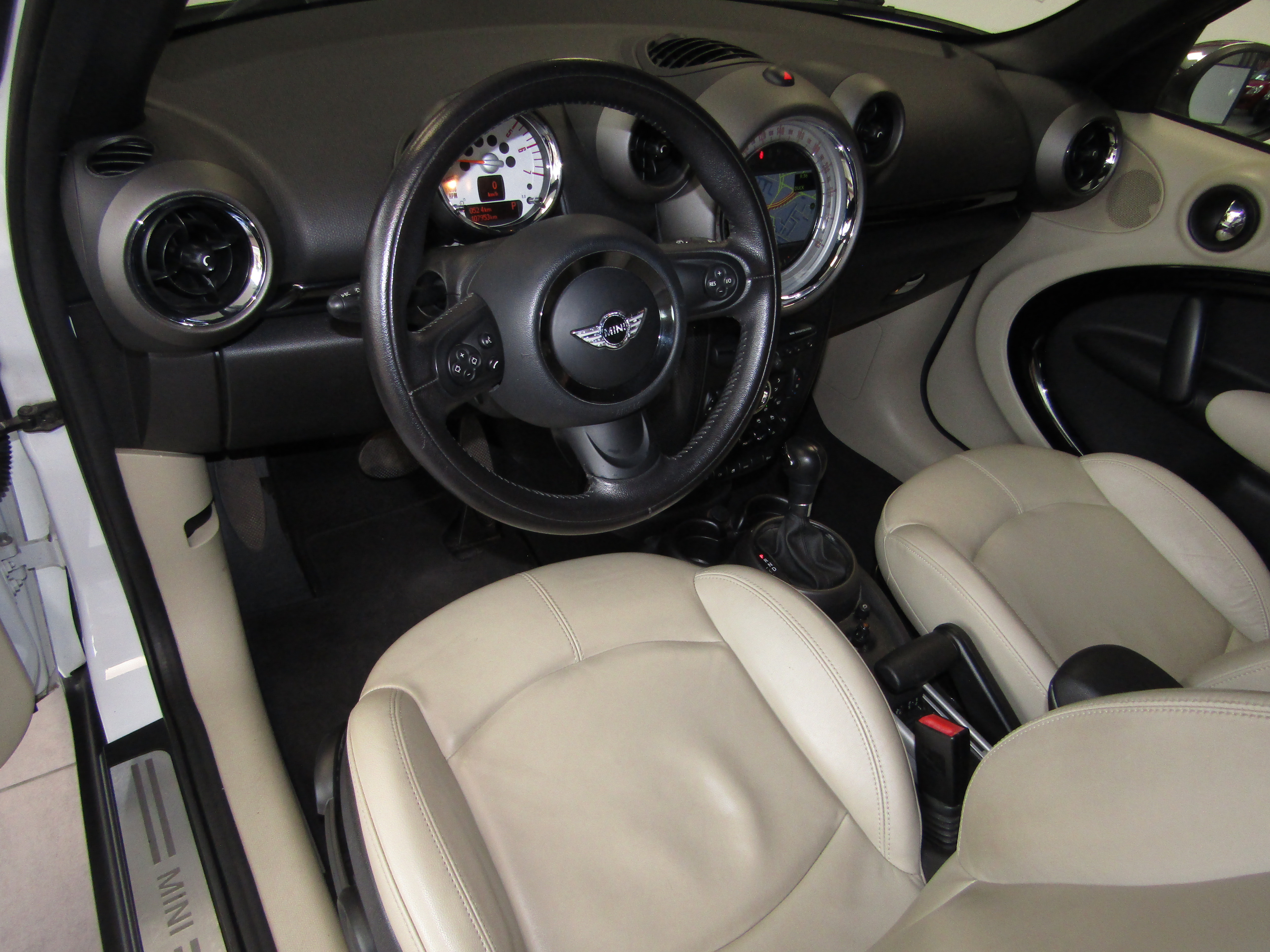 Mini Countryman COOPER D Aut. 112cv ALL4 Pack Red Hot Chili toutes options