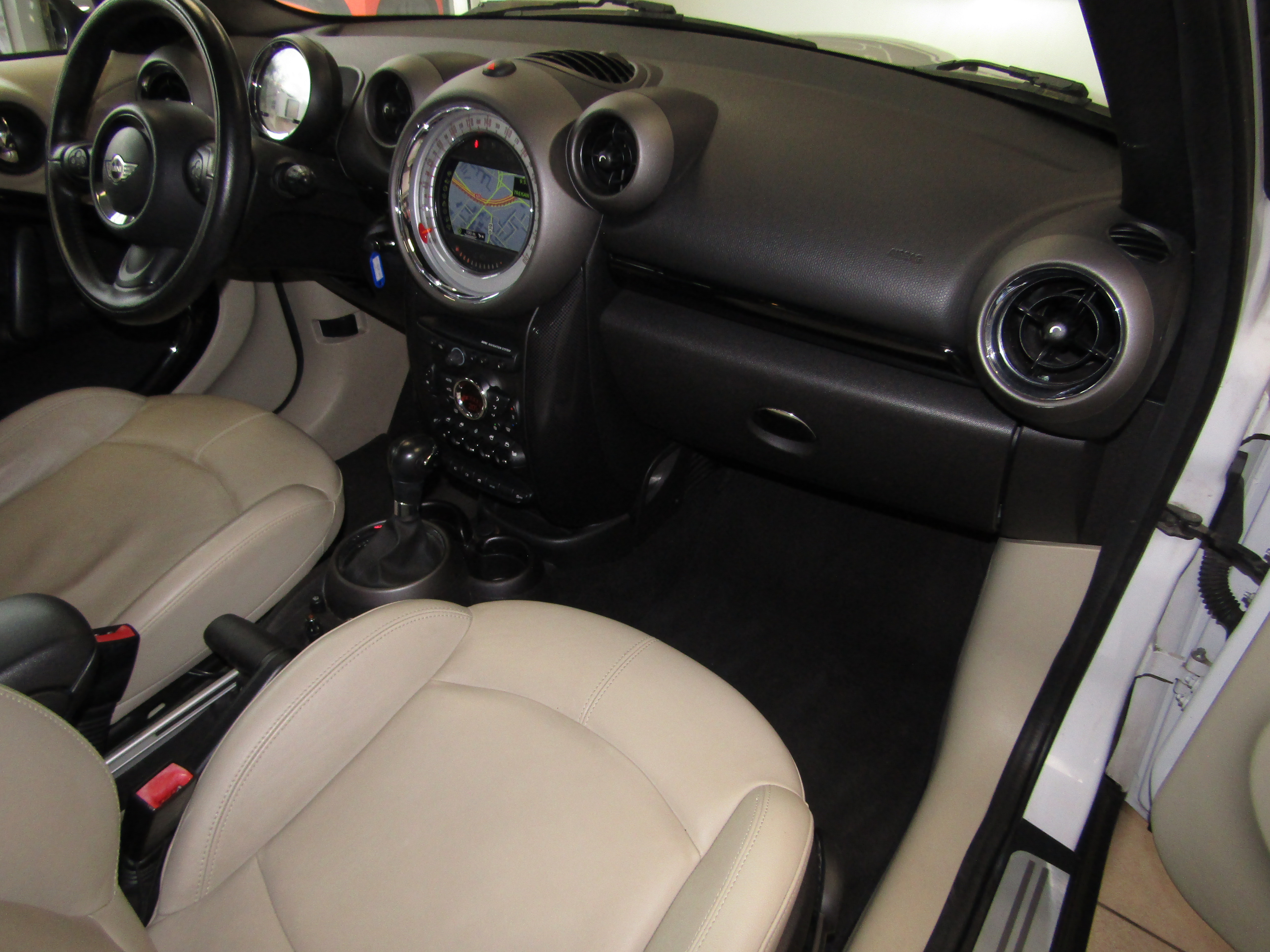 Mini Countryman COOPER D Aut. 112cv ALL4 Pack Red Hot Chili toutes options