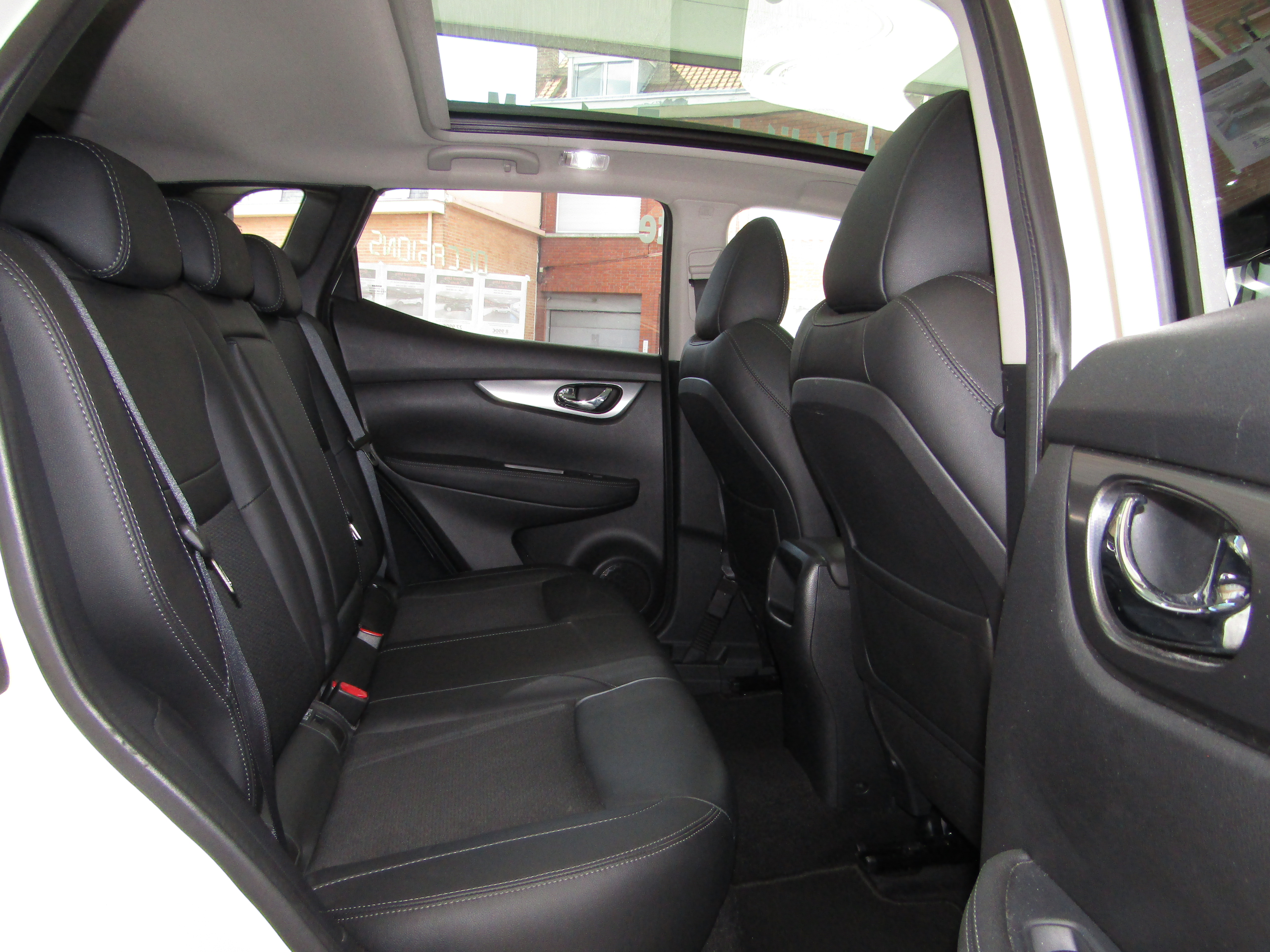 Nissan Qashqai II (2) 1.6 DCI 130 TEKNA+ XTRONIC