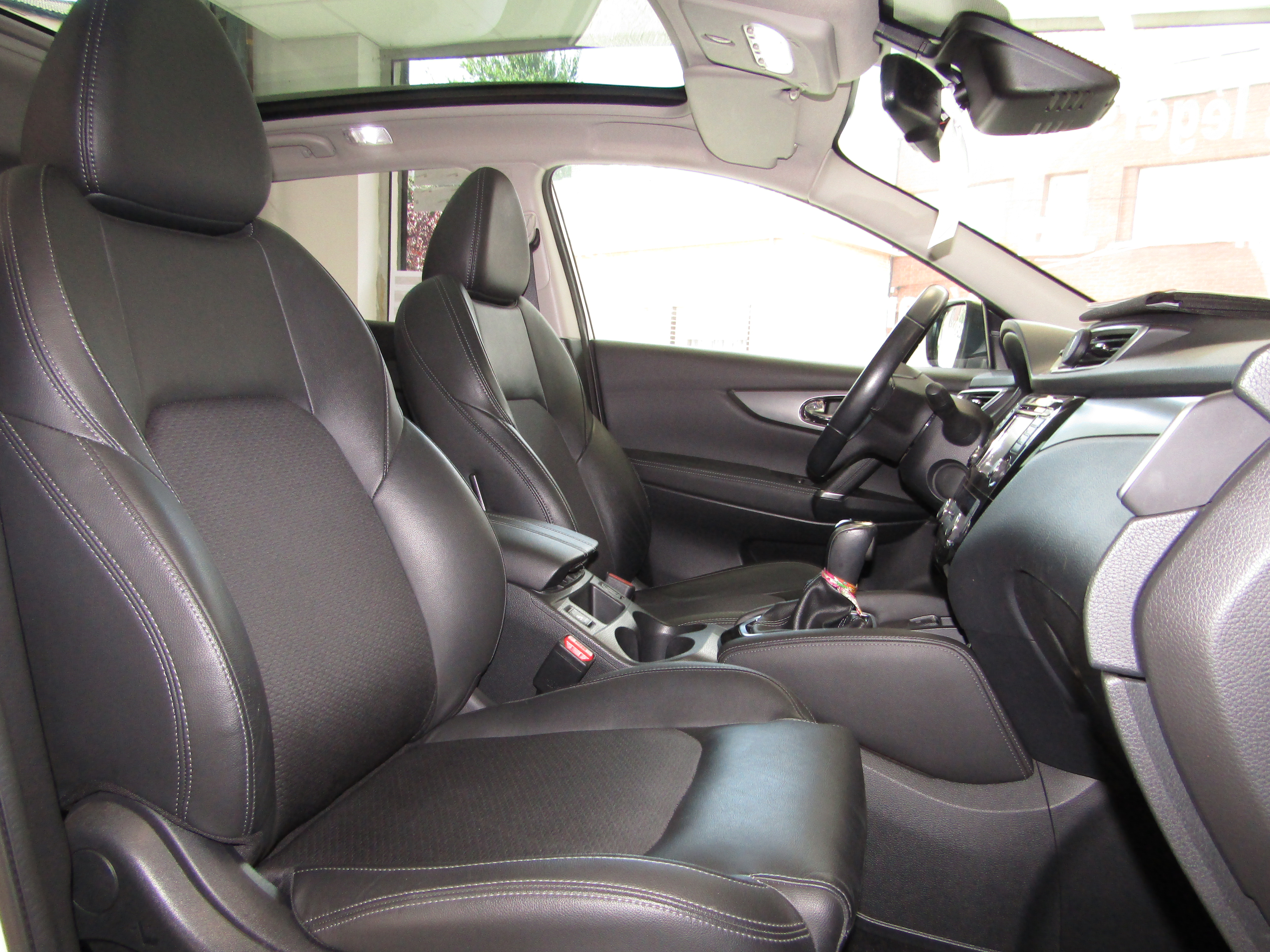 Nissan Qashqai II (2) 1.6 DCI 130 TEKNA+ XTRONIC