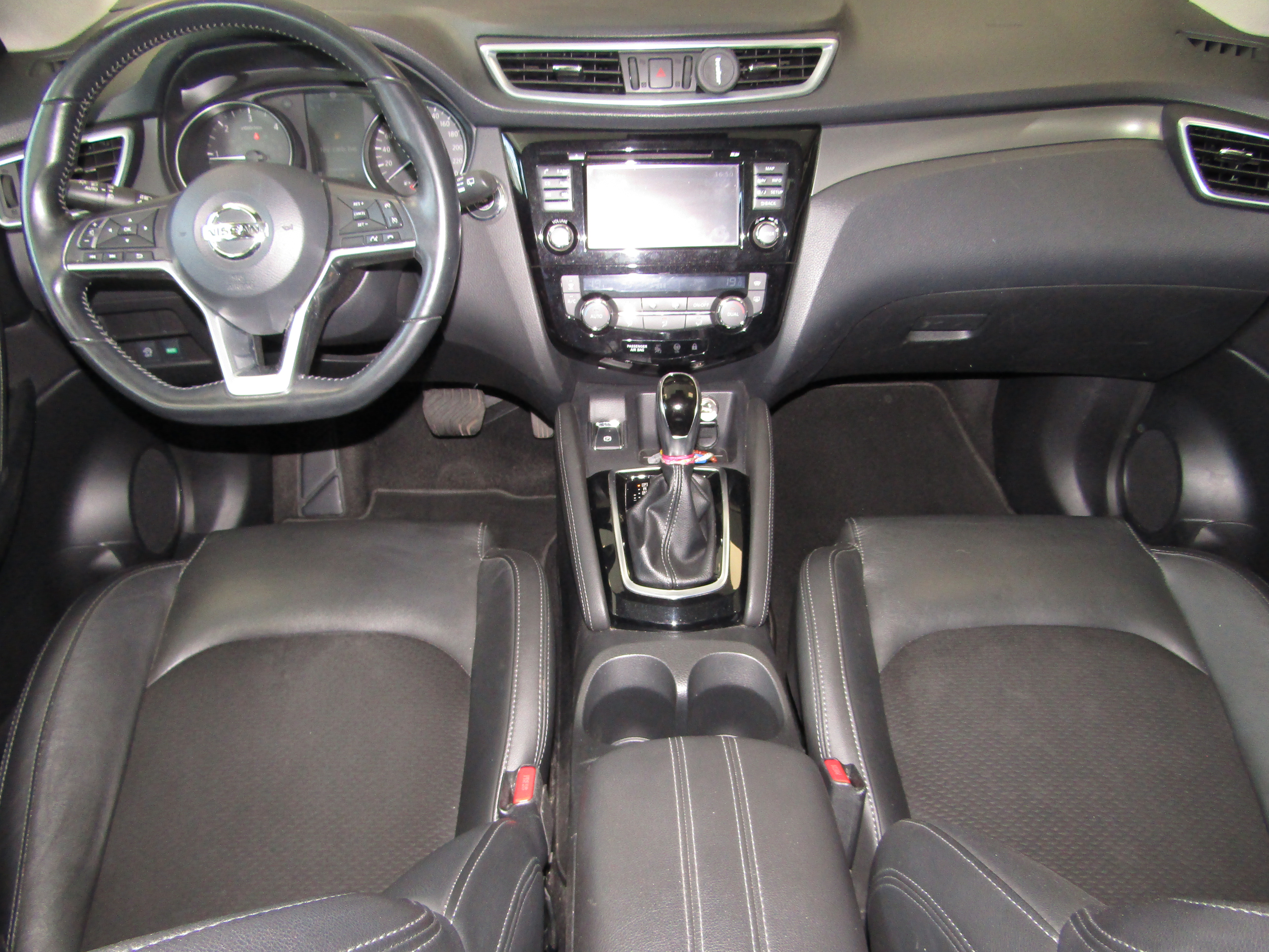 Nissan Qashqai II (2) 1.6 DCI 130 TEKNA+ XTRONIC