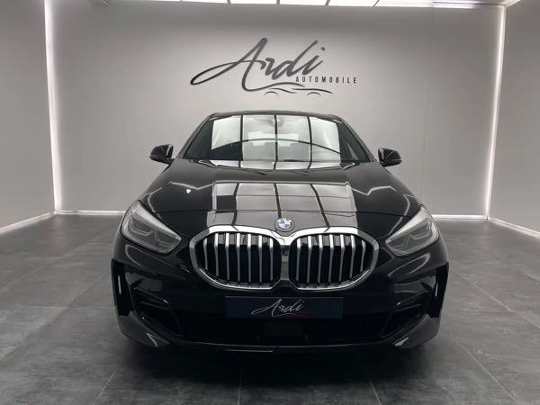 Bmw Serie 1 18 dAS*PACK M*GPS*LED AMBIANCE*1ER PROP*GARANTIE*