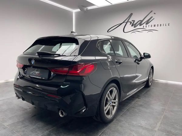 Bmw Serie 1 18 dAS*PACK M*GPS*LED AMBIANCE*1ER PROP*GARANTIE*