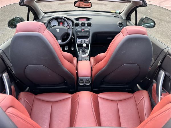 Peugeot 308 CC 2.0 HDI 140 FAP FELINE