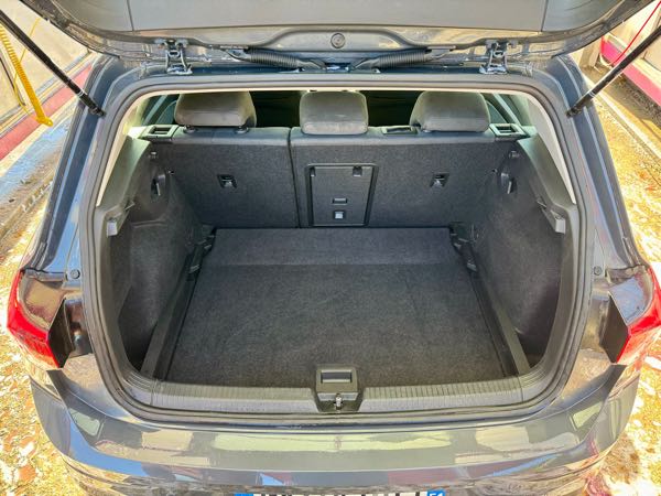 Volkswagen Golf golf