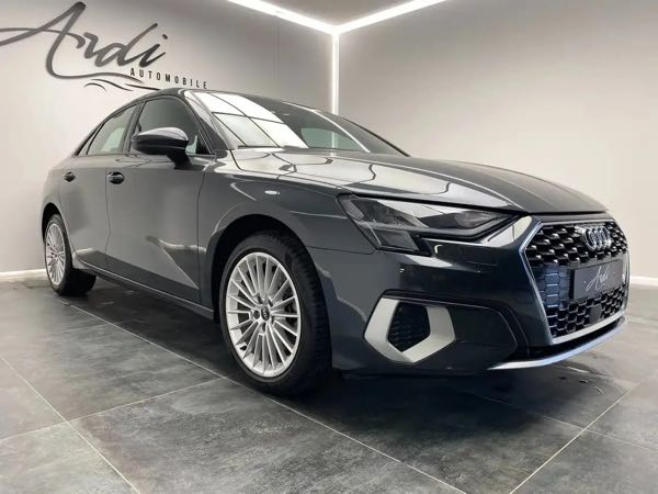 Audi A3 30 TFSI*41 000KM*CARPLAY*1ER PROPRIETAIRE*GARANTIE