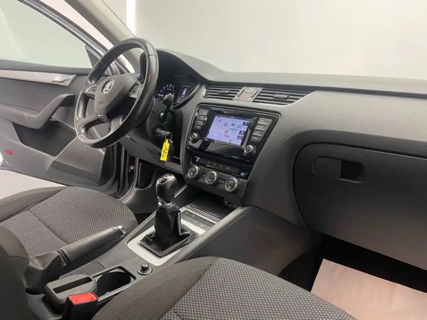 Skoda Octavia 1.6 CR TDi*GPS*CRUISE*AIRCO*1ER PROP*GARANTIE*