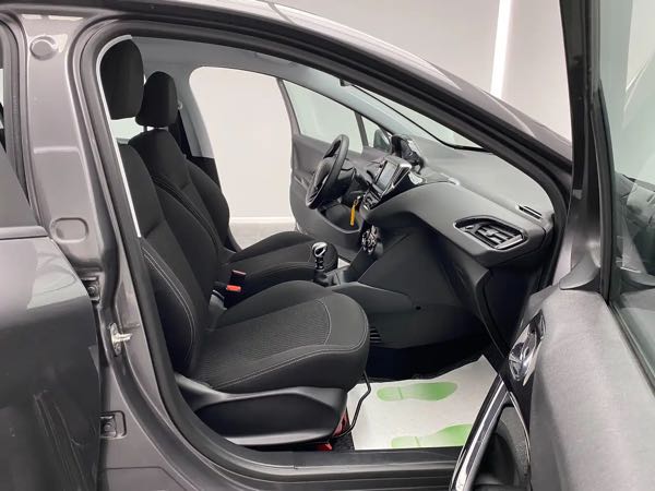 Peugeot 208 1.5 HDi *GARANTIE 12 MOIS*1er PROPRIETAIRE*GPS*