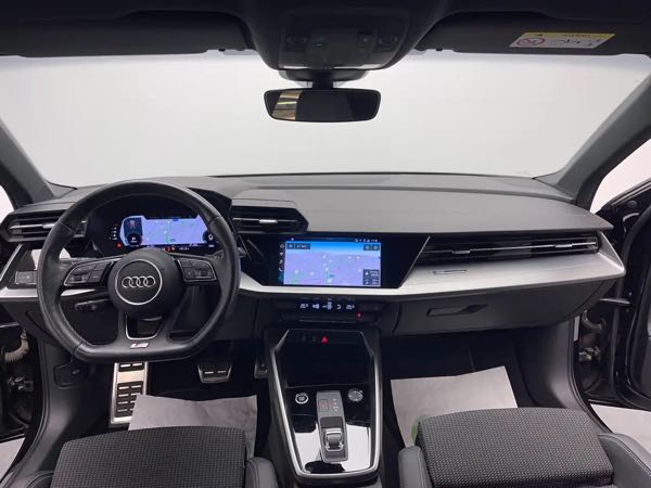 Audi A3 35 TDi S line tronic*22 000KM*CARPLAY*GARANTIE*