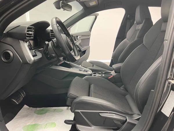 Audi A3 35 TDi S line tronic*22 000KM*CARPLAY*GARANTIE*