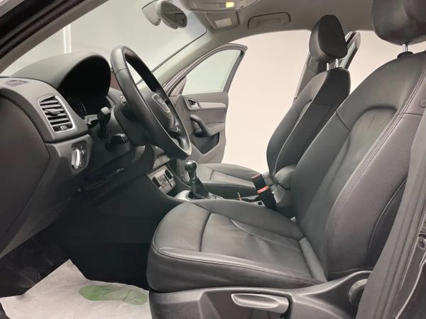 Audi Q3 2.0 TDi*GPS*SIEGES CHAUFFANTS*LED*GARANTIE 12 MOIS