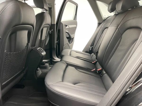 Audi Q3 2.0 TDi*GPS*SIEGES CHAUFFANTS*LED*GARANTIE 12 MOIS