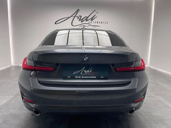 Bmw Serie 3 20 320i*GPS*CAMERA*FULL LED*1ER PROPRIETAIRE*GARANTIE
