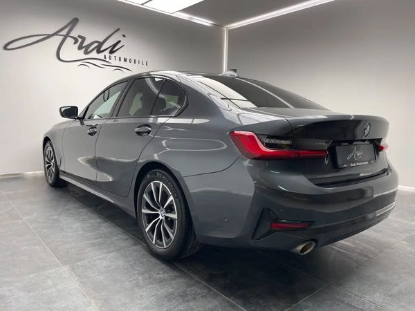 Bmw Serie 3 20 320i*GPS*CAMERA*FULL LED*1ER PROPRIETAIRE*GARANTIE