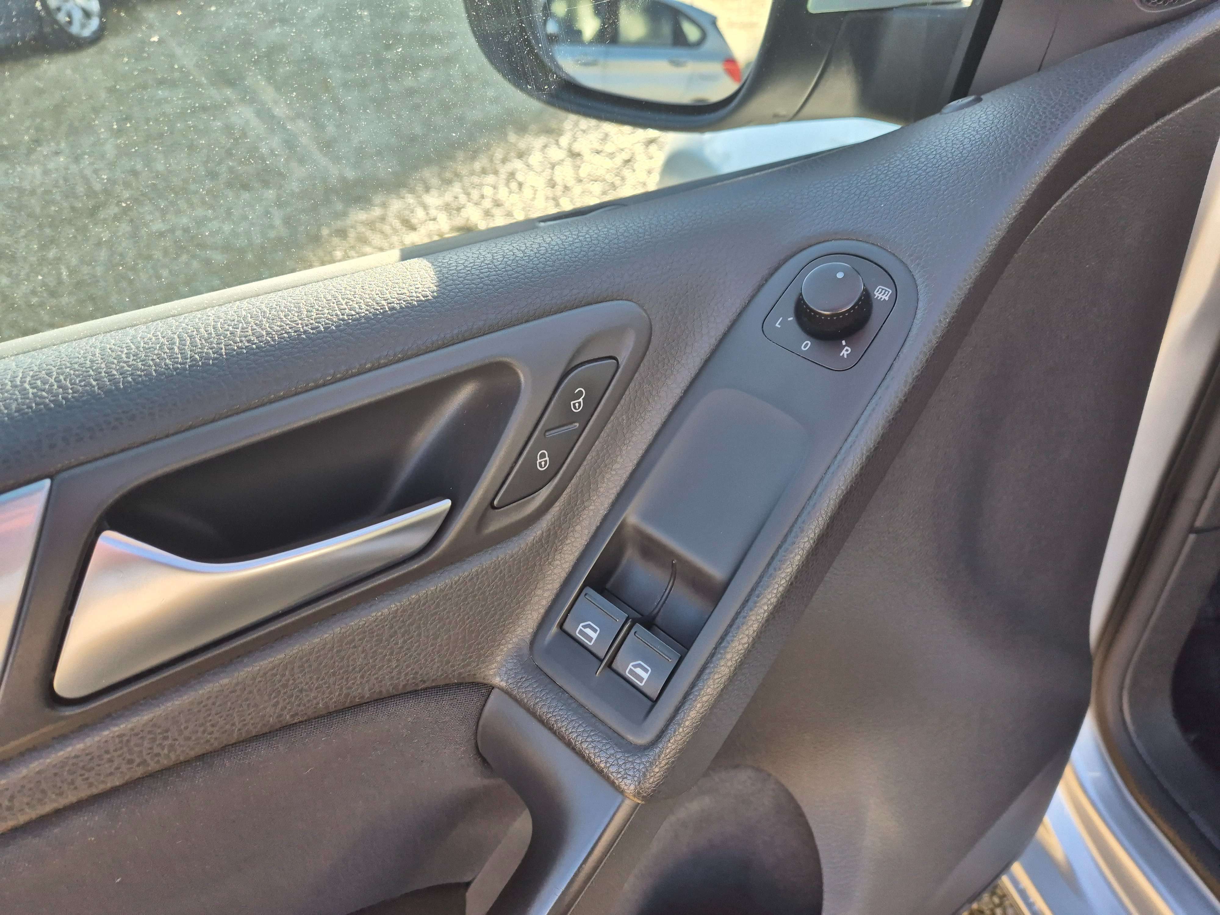Volkswagen Golf 1.6 CR TDi BlueMotion//CLIM/USB/GARANTIE 12M