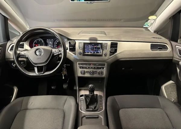 Volkswagen Golf Sportsvan 1.6 TDI 110ch CONFORTLINE