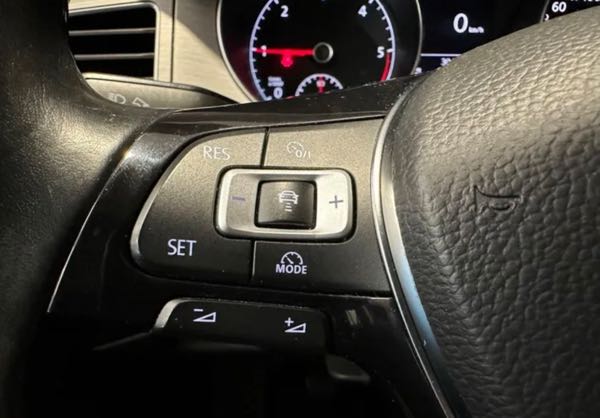 Volkswagen Golf Sportsvan 1.6 TDI 110ch CONFORTLINE