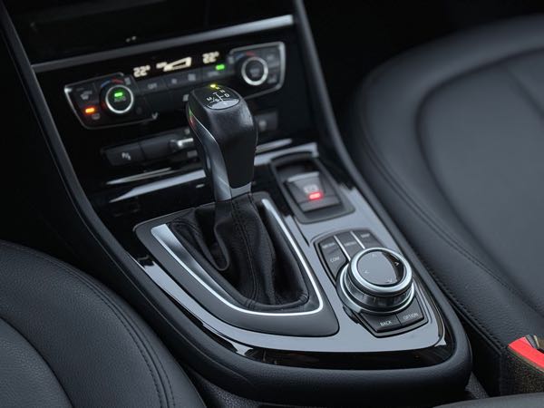 Bmw Serie 2 BMW 218 dA Gran Tourer Navi PDC Cuir 1Er Main Carnet Eu6B
