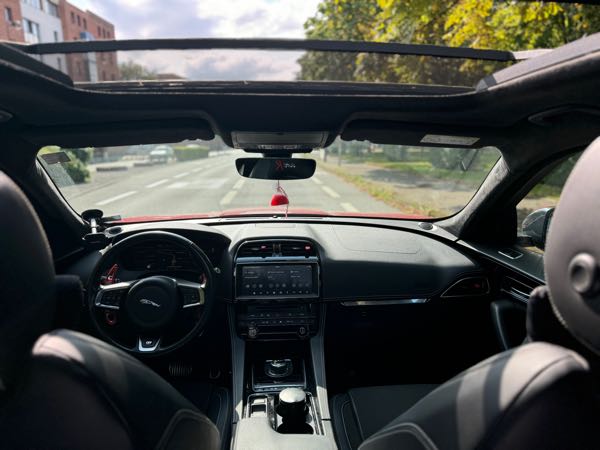 Jaguar F-pace 2.0 D 180 10CV PRESTIGE BVA