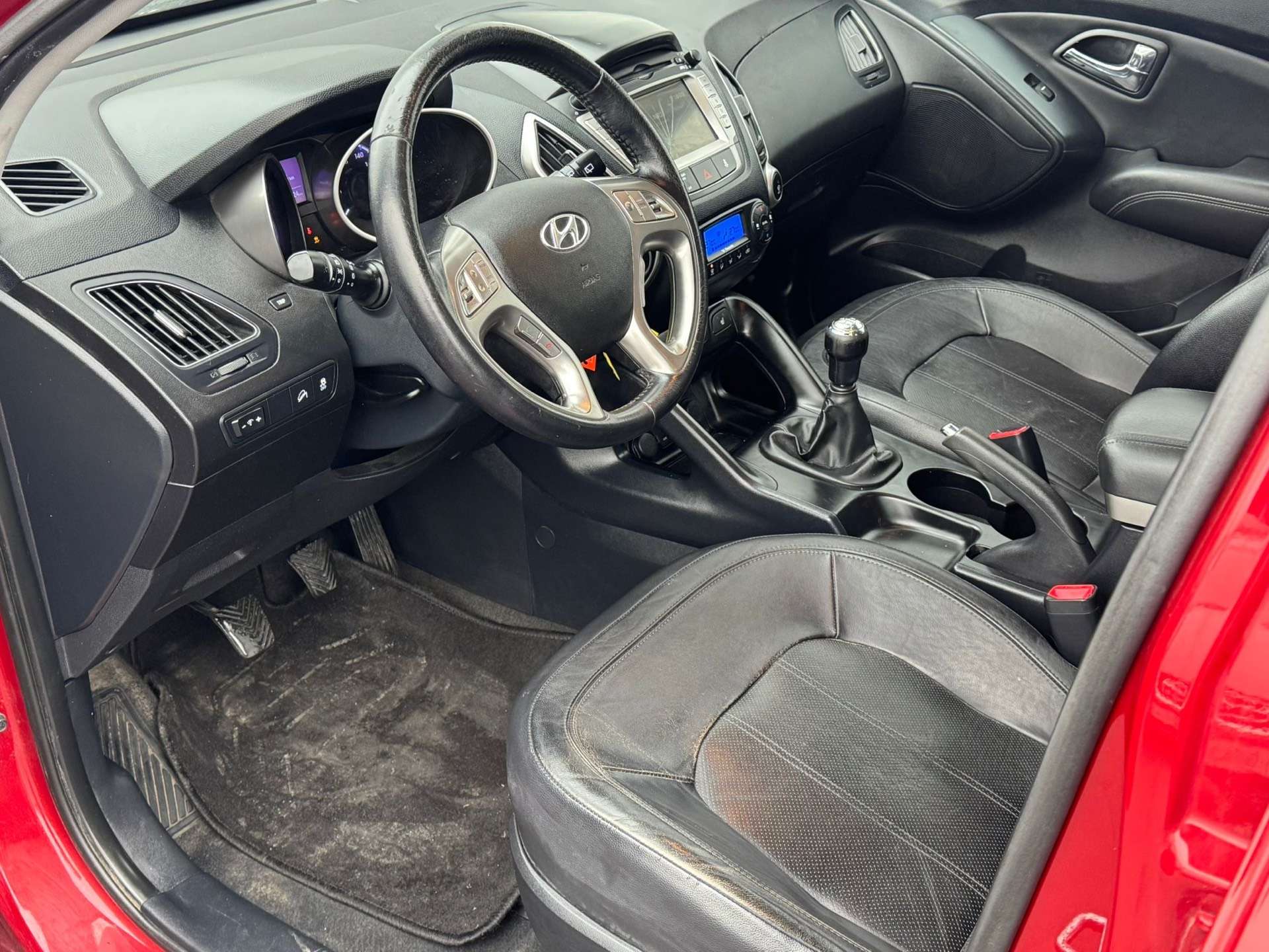 Hyundai iX35 2.0i 2WD Lounge //CUIR // GPS // GARANTIE 12 MOIS