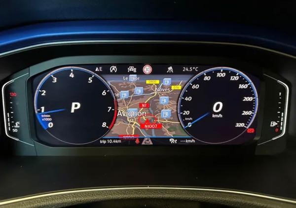 Volkswagen T-roc R 2.0 TSI 300ch DSG7 4Motion AKRAPOVÌC