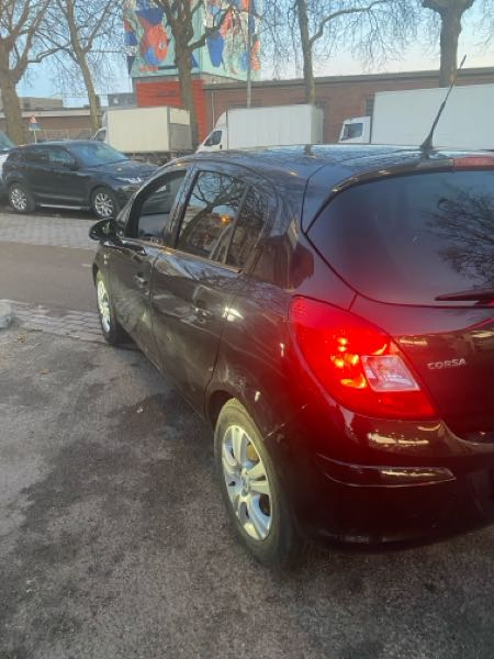 Opel Corsa V 1.4 90 BLACK EDITION 5P