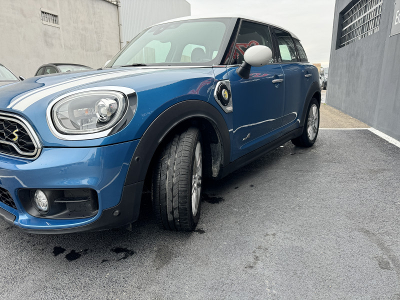 Mini COUNTRYMAN COOPER SE 136CH + 88CH BUSINESS DESIGN ALL4 BVA