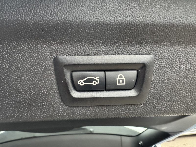 Mini COUNTRYMAN COOPER SE 136CH + 88CH BUSINESS DESIGN ALL4 BVA