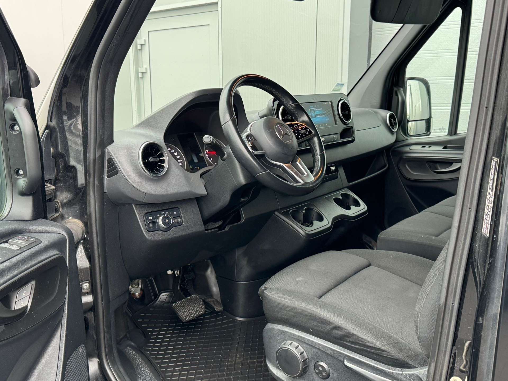 Mercedes-Benz Sprinter / 3 PLACES / CLIM / GPS / TVA RECUPERABLE